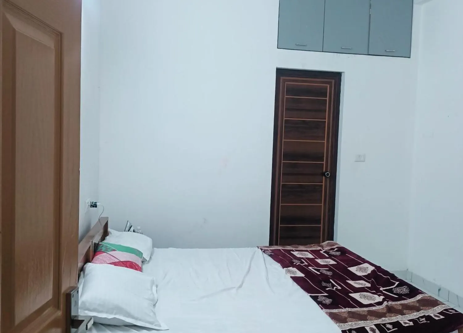 아파트 Zeharish Home Stay Elūr 인도