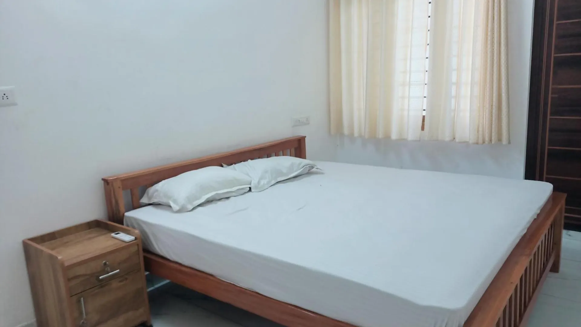 Zeharish Home Stay Elūr 아파트